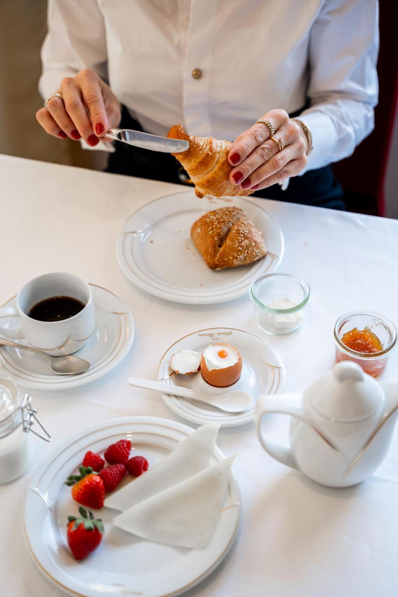 Hotel Maria Theresia Mayrhofen Ngoại thất bức ảnh