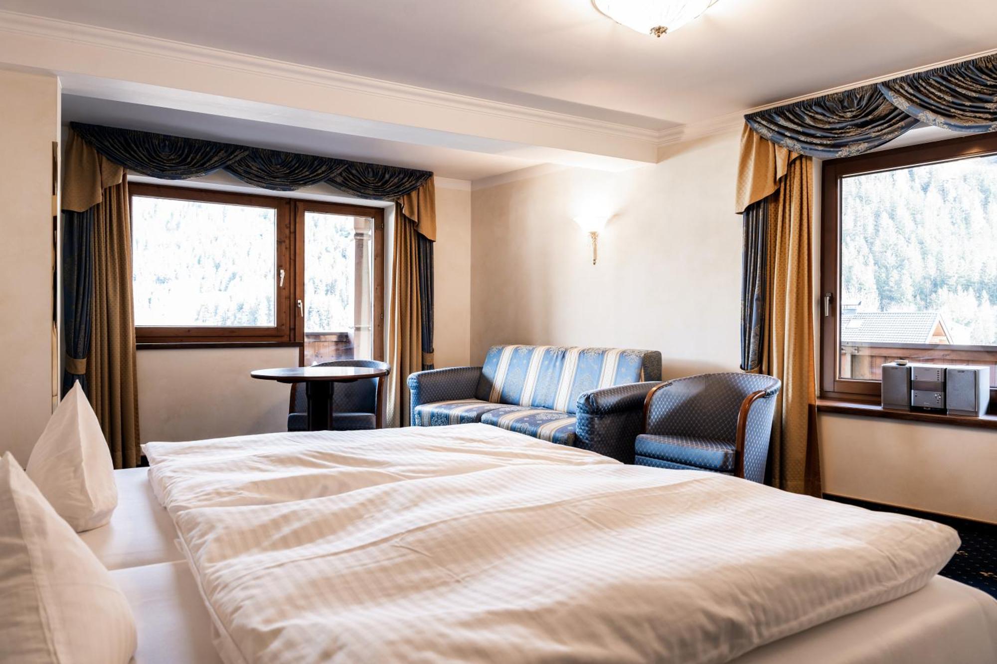 Hotel Maria Theresia Mayrhofen Ngoại thất bức ảnh